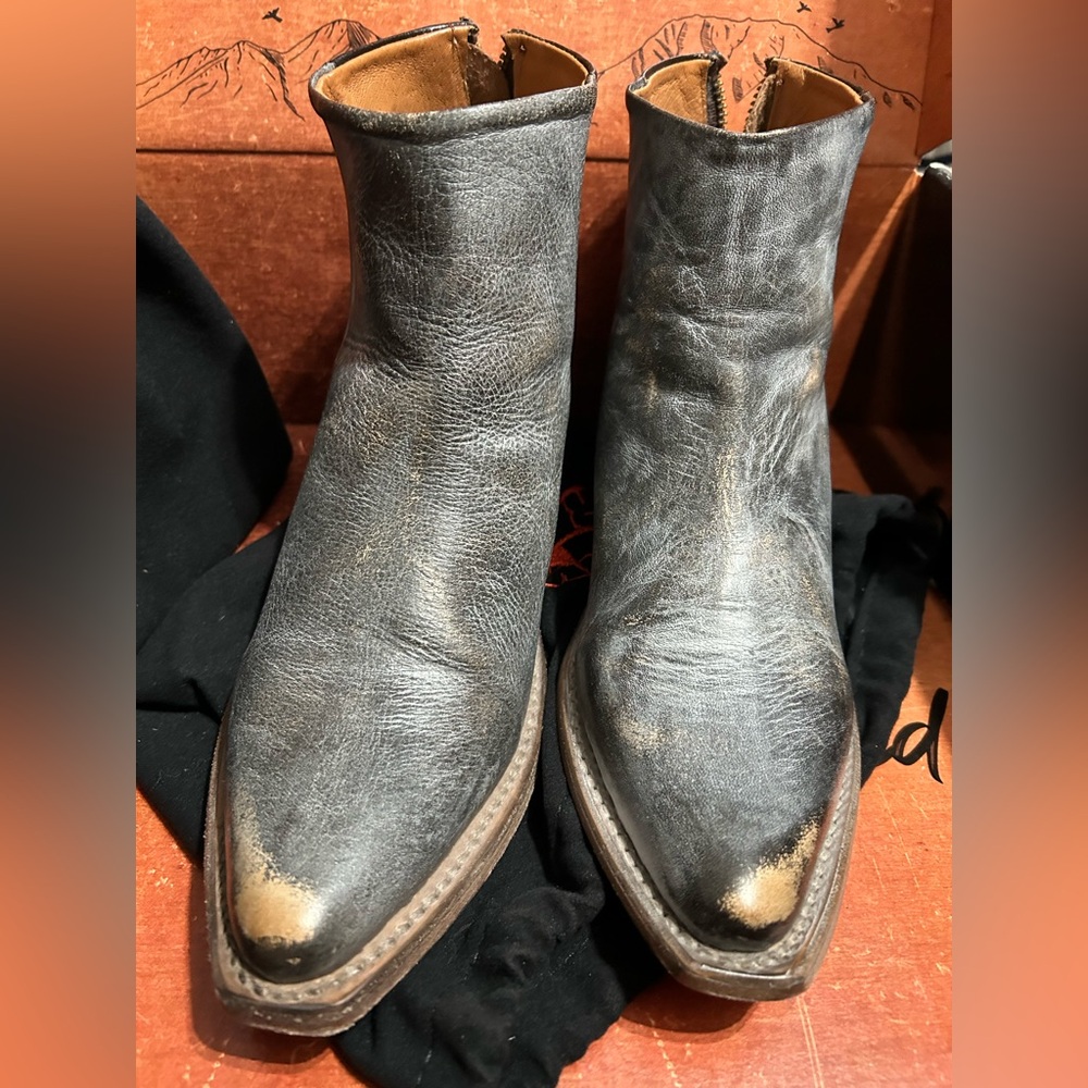 Freebird Blueish Silver (Ice is listed color on box) Western Ankle Boots